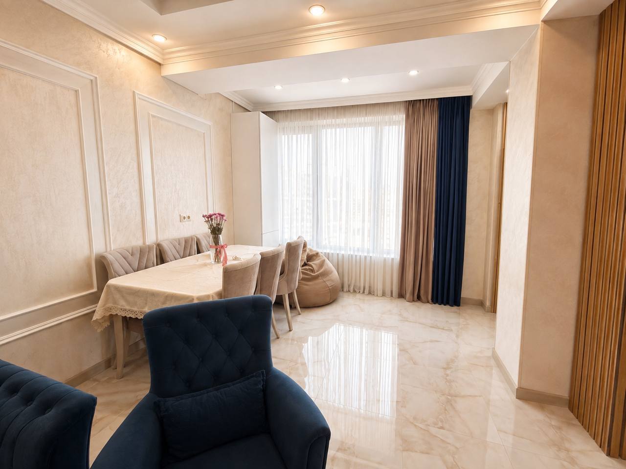 3 Bedroom Apartment in Griboyedov Park — Photo 5 of 8